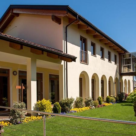Resort Monviso Sanfront エクステリア 写真